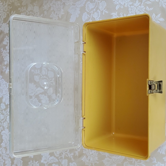 VINTAGE Sewing Box - Picture 6 of 6